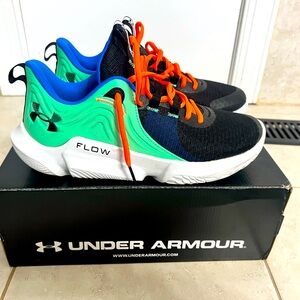 UW Flow Futr X2.  Great condition, barely worn.  In box.  Mens 10.5